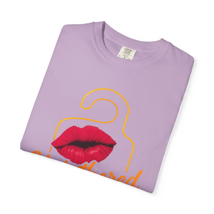 Unbothered Allure: Do Not Disturb Graphic Design Comfort Colors Single Ladies
